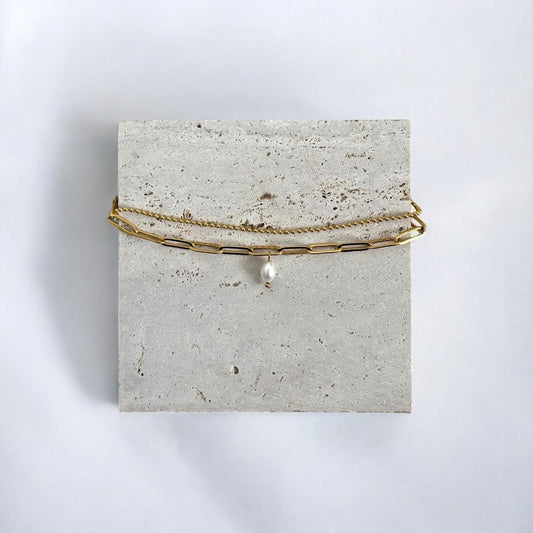 Lily Pearl Chain Bracelet